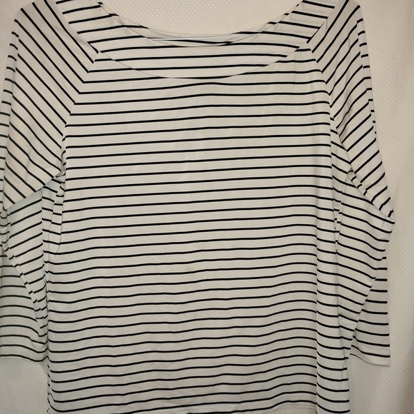 AGB Tops - AGB Women's Black and White Striped Long Sleeve Top